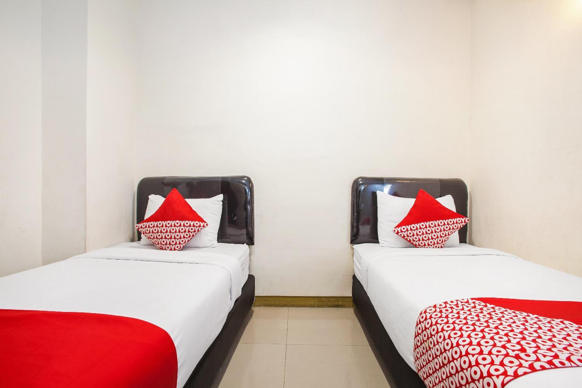 Hotel O Genteng Near Genteng Market Formerly Uno Hotel Surabaya Exterior photo
